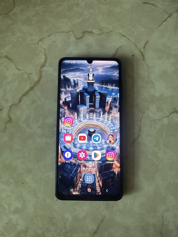 Samsung Galaxy A 06 128 gb hotirali Samsung Galaxy A 06 128 gb hotirali