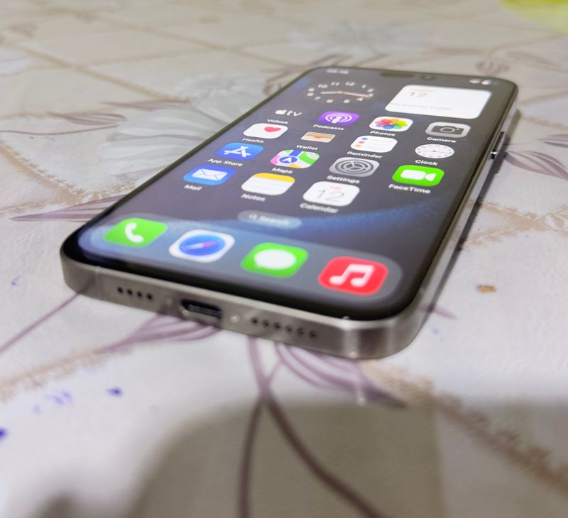 Model: Iphone 15 pro max (original kopiya)