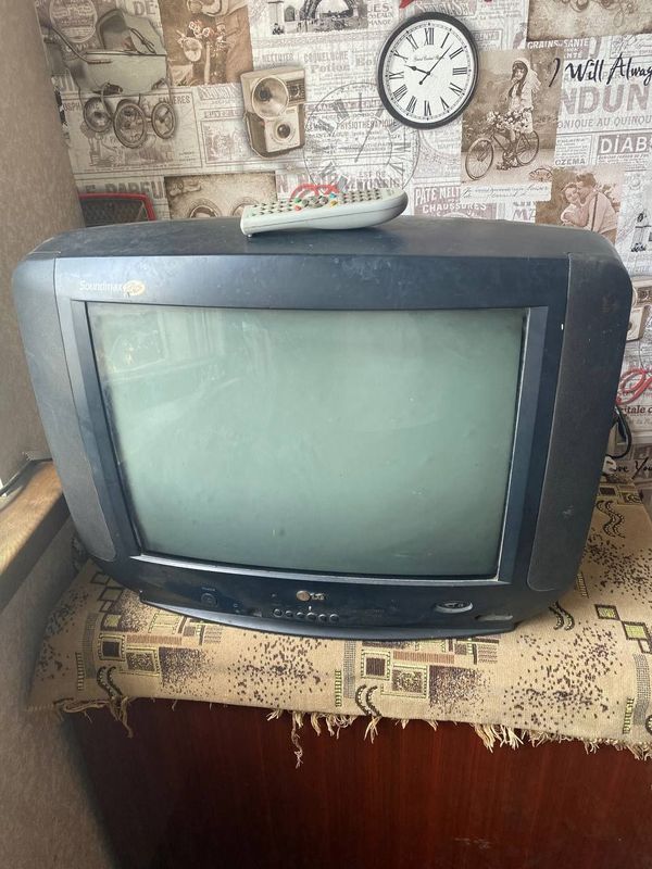 Продаю телевизор б/у