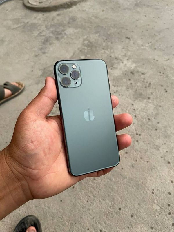 iphone 11 pro LL/A iphone 11 pro LL/A