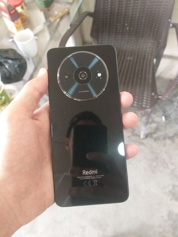 Продам телефон Redmi A3 4/128 Продам телефон Redmi A3 4/128