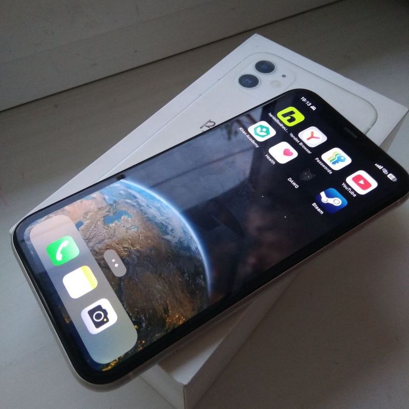 Iphone 11 ideal holatda +korobka Iphone 11 ideal holatda +korobka