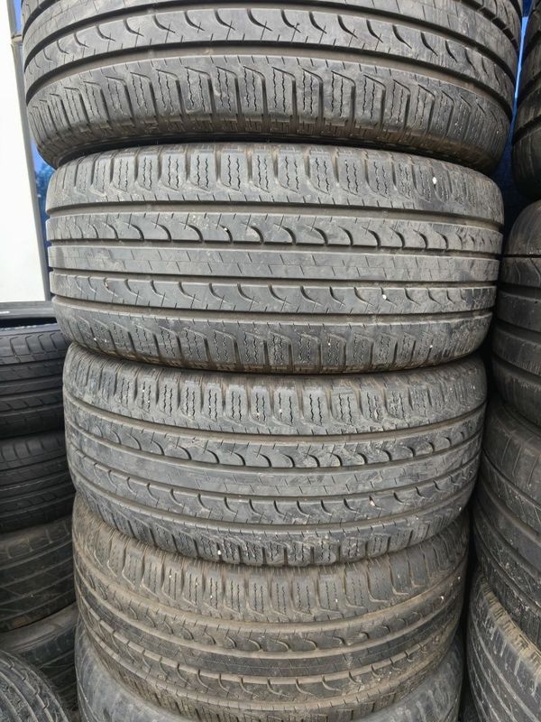 235-50-R19 good year 235-50-R19 good year
