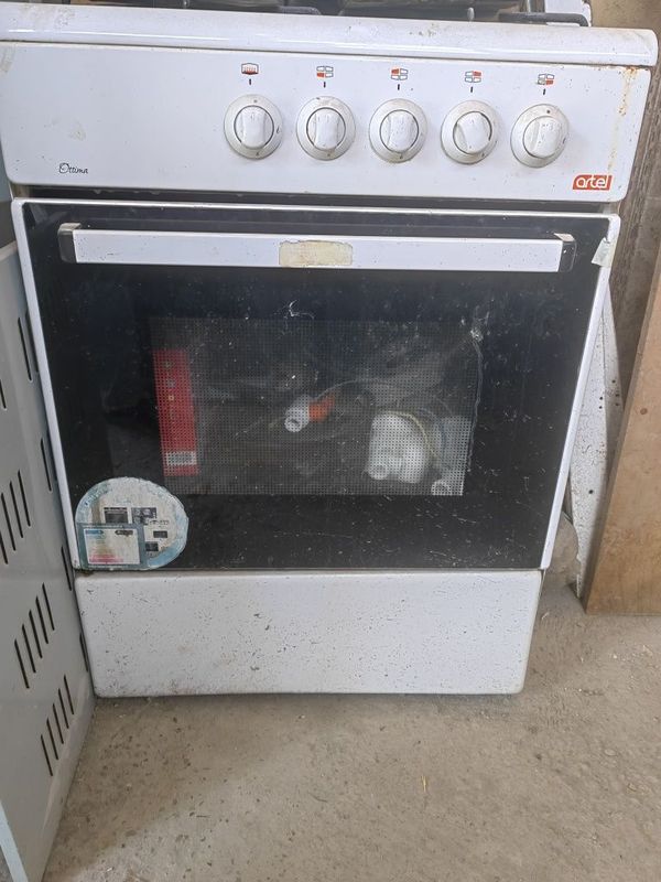Gaz plita stol tumbasi rakvena eshiklar oyna