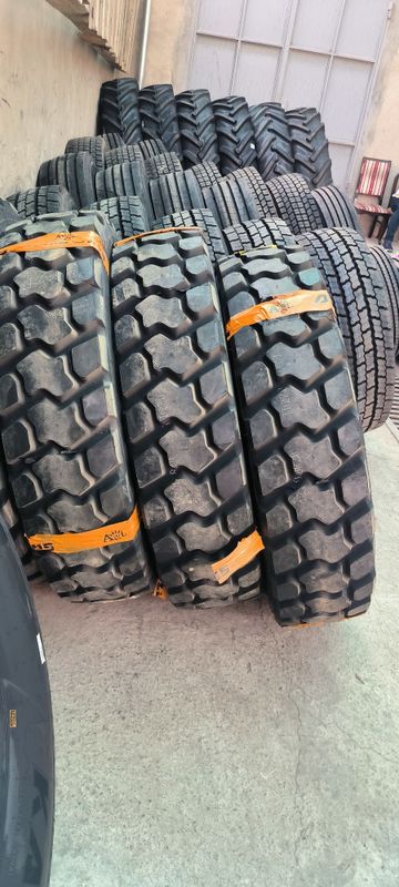 Автошинв 12.00R20 Aeolus карьер