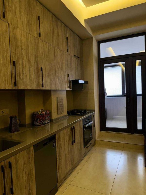 СРОЧНО продажа 2/3/10 ЖК Пойтахт Гавхари , 50м2 СРОЧНО продажа 2/3/10 ЖК Пойтахт Гавхари , 50м2