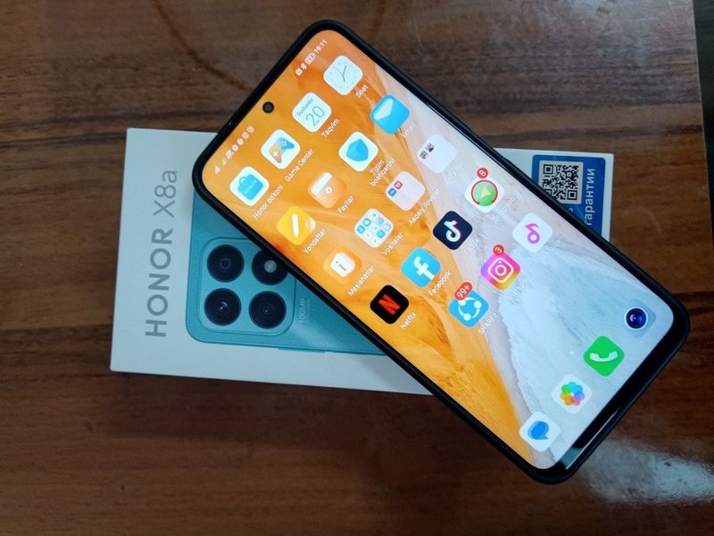 Honor x8a yangi hamma narsasi bor Honor x8a yangi hamma narsasi bor
