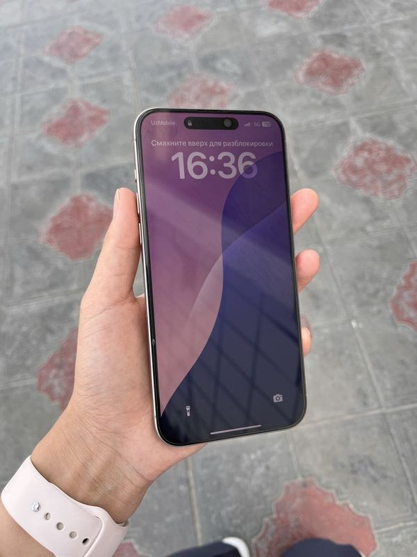 Iphone 15 pro max 256 89% Iphone 15 pro max 256 89%
