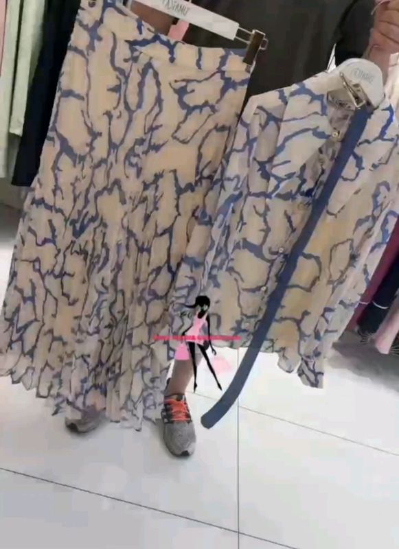 Ajoyib Dvoyka! Razmer 38 Yap-yangi Made in Turkey Ajoyib Dvoyka! Razmer 38 Yap-yangi Made in Turkey