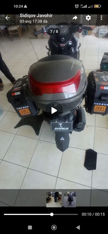 Benzinli skuter avenus yangi 330ta yurigan Benzinli skuter avenus yangi 330ta yurigan