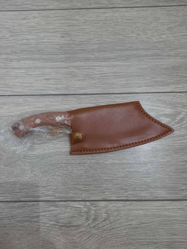 Новый топорик в чехле