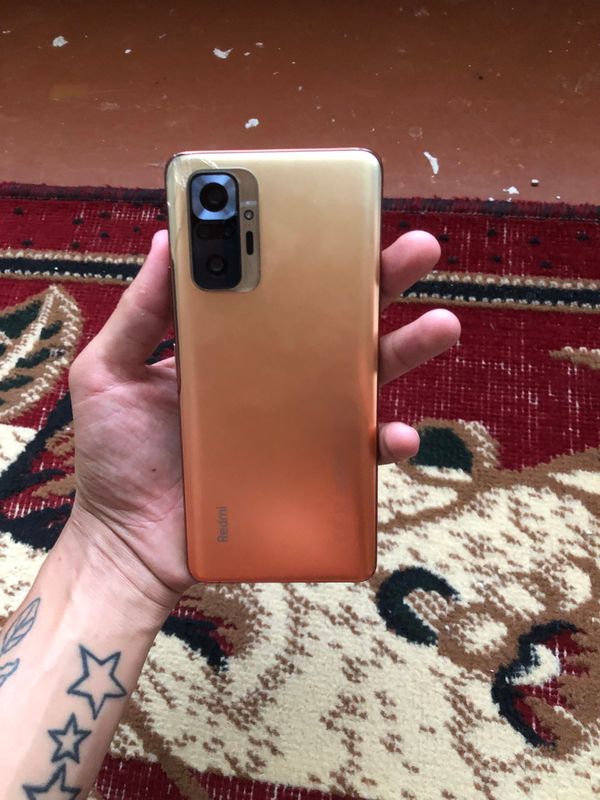 Redmi 10 pro sotiladi Aybi bor… Redmi 10 pro sotiladi Aybi bor…