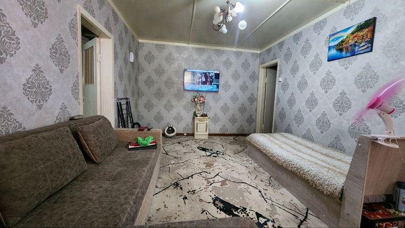 Продаётся 2х комнатная квартира,58 военный городок Продаётся 2х комнатная квартира,58 военный городок
