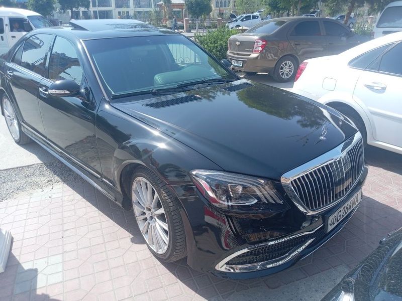 Мерседес w222 в хорошем состоянии Мерседес w222 в хорошем состоянии
