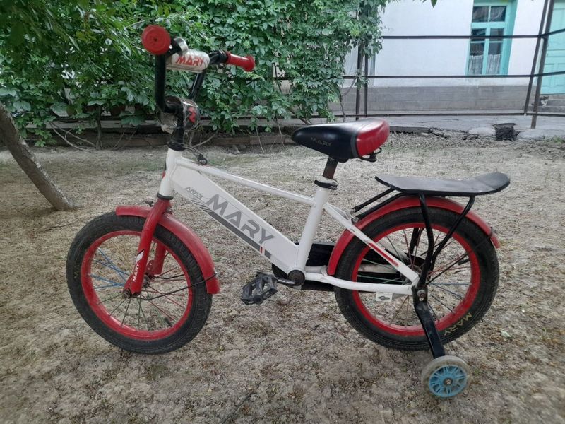 Detskiy velosiped sotiladi Detskiy velosiped sotiladi