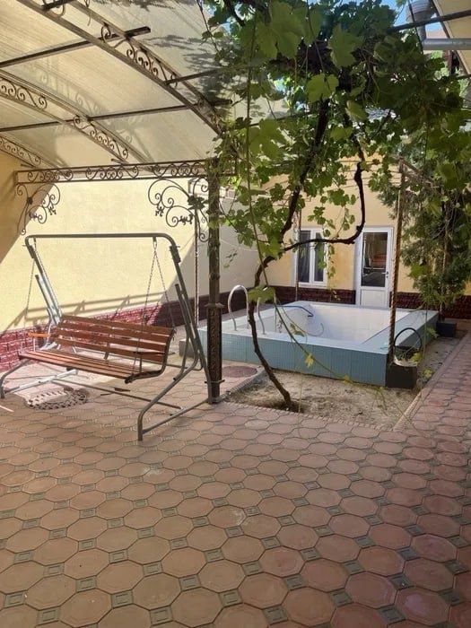 Аренда Дом Яккасарай махалля Абдулла Каххара 3 сотки 5 комнат бассейн