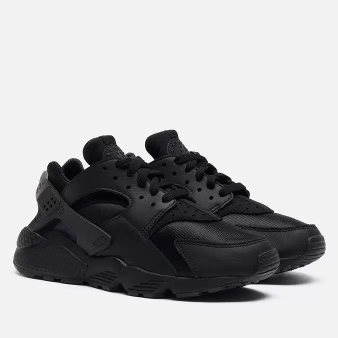 Женские кроссовки Nike