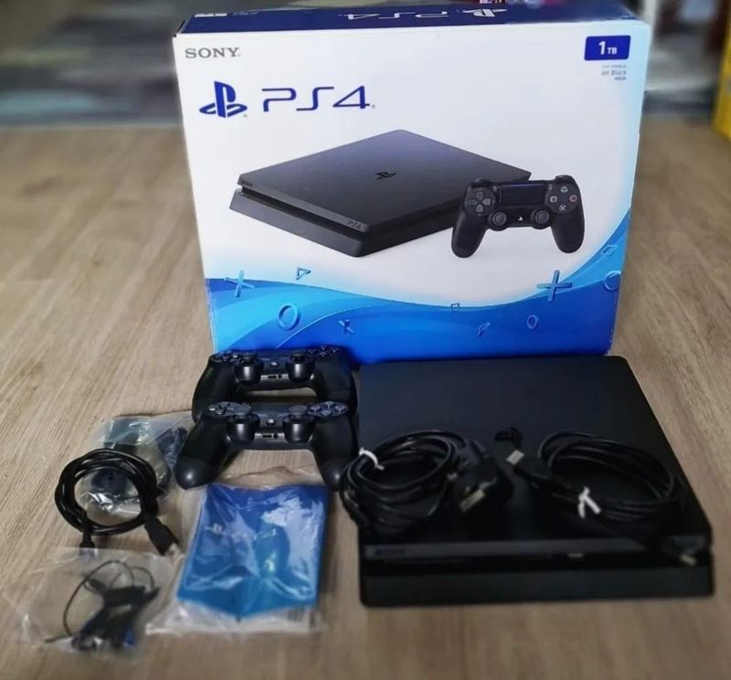 PlayStation 4 PRO 1TB