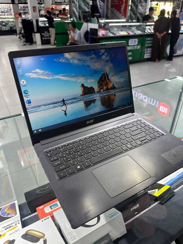 ACER i3 Igravoy notbuk ACER i3 Igravoy notbuk