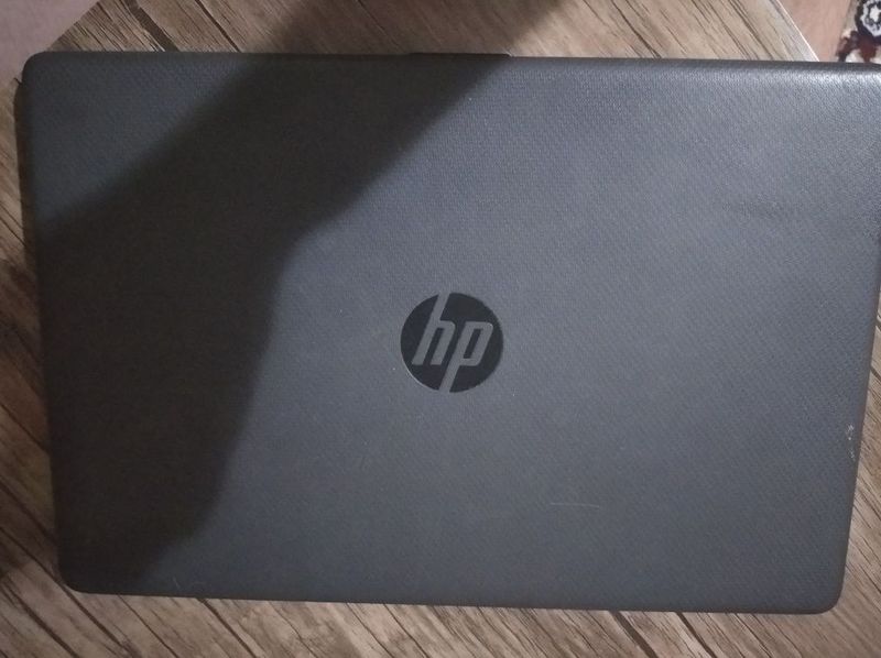 Hp kompyuter yangi germanyadan olib kelingan