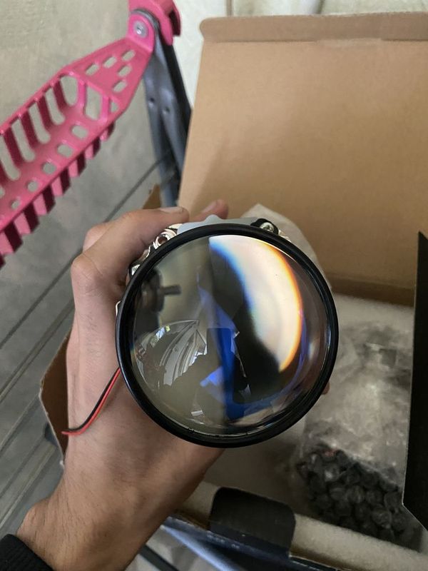 Bi-Led sotiladi. Yangi ishlatilmagan Bi-Led sotiladi. Yangi ishlatilmagan