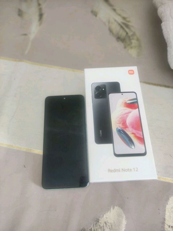 Продам Redmi note 12 8/128