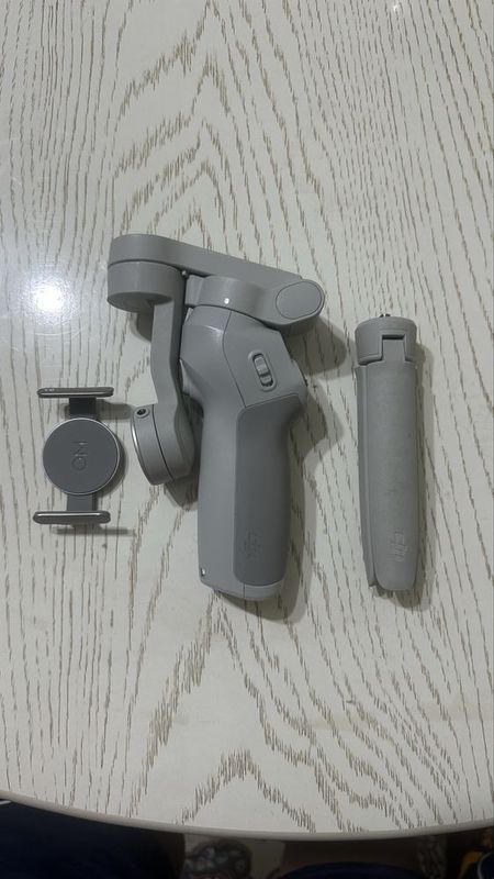 Продаеться стабилазтор Dji Osmo Se Продаеться стабилазтор Dji Osmo Se