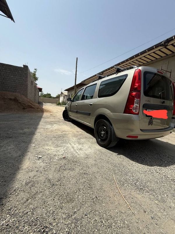 lada largust 2014 yil