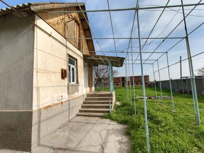 Дача сотилади срочна Дача сотилади срочна