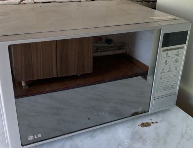 Микровалновка LG Микровалновка LG