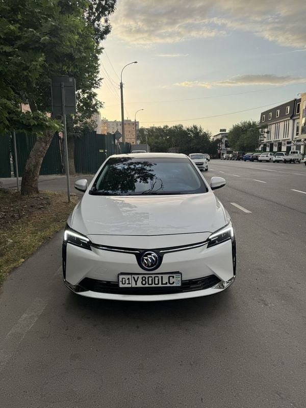 Buick velite 6 2024 йил 430 km Buick velite 6 2024 йил 430 km