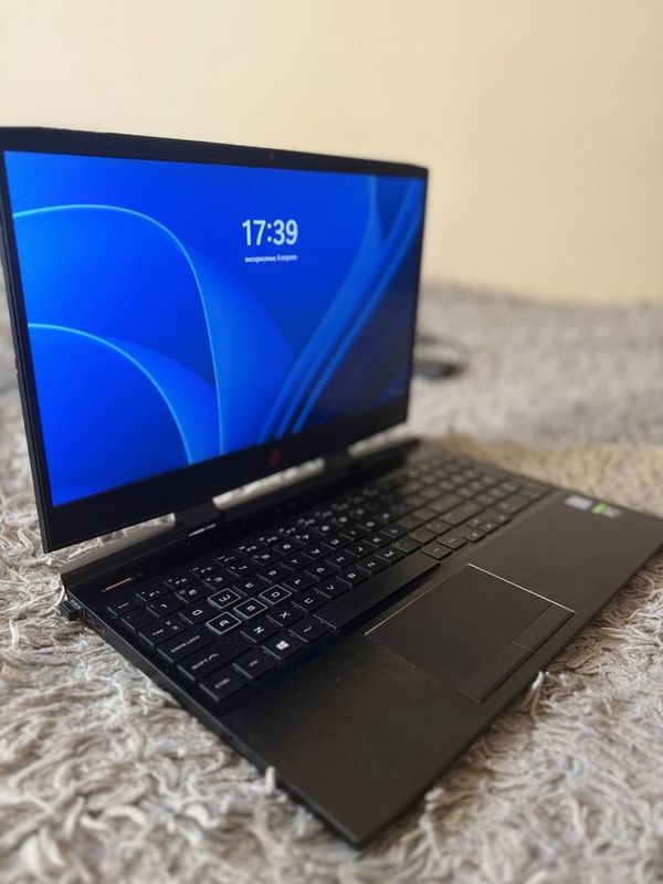 Hp Omen 15 (15-dc1xxx) Hp Omen 15 (15-dc1xxx)
