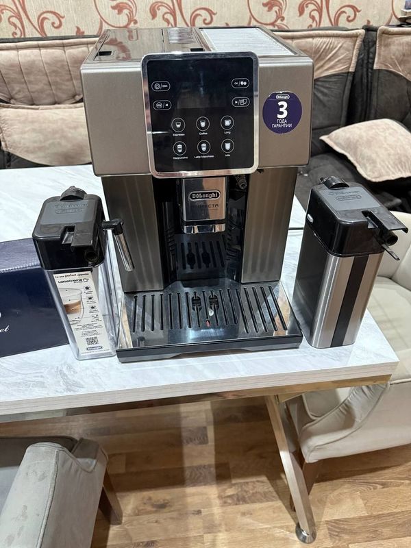 Kofe aparat sotiladi Delonghi Kofe aparat sotiladi Delonghi