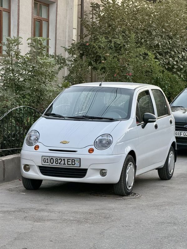 Матиз Matiz 2017 yil Oq rang ideal holatda sotiladi Матиз Matiz 2017 yil Oq rang ideal holatda sotiladi