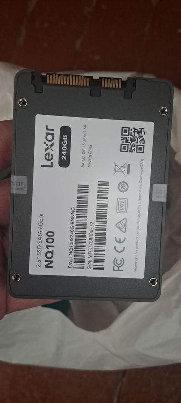 SSD 256 gbayt LEXAR jaqsi