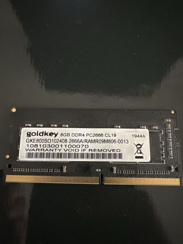 Модуль памяти Goldkey 8GB DDR4 PC2666 CL19 Модуль памяти Goldkey 8GB DDR4 PC2666 CL19