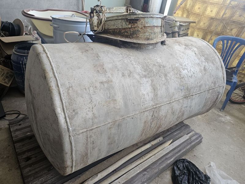 Алюминиевая ёмкость Алюминиевая ёмкость