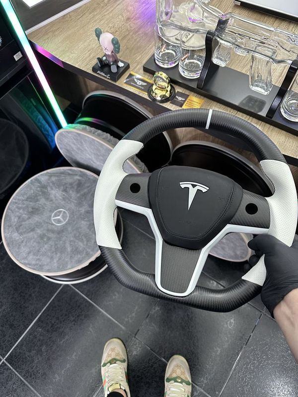 Tesla Model 3 Model Y Uchun Rul Tesla Model 3 Model Y Uchun Rul