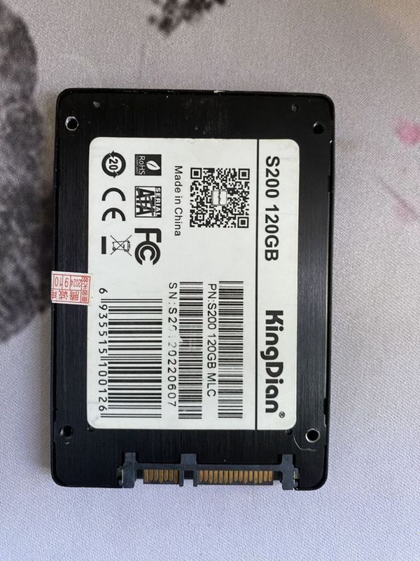 SSD KingDian 120 ГБ Абсолютно новый. Цена 100 000 сум SSD KingDian 120 ГБ Абсолютно новый. Цена 100 000 сум