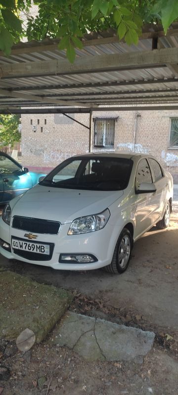 Nexia 3 sotiladi Nexia 3 sotiladi