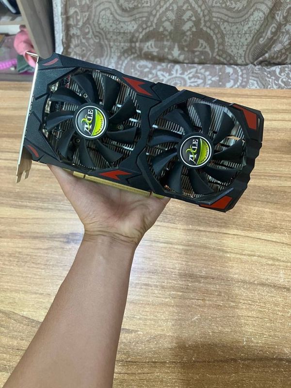 Axle Rx 580 8gb. Axle Rx 580 8gb.