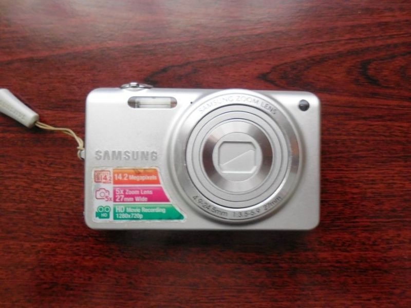 Продаётся фотоаппарат SAMSUNG ST65