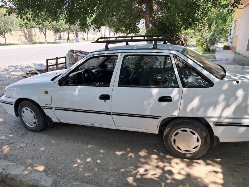Daewoo Nexia 1