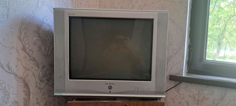 LG xamda royson tv soltiladi ishlidi yaxshi xolata LG xamda royson tv soltiladi ishlidi yaxshi xolata