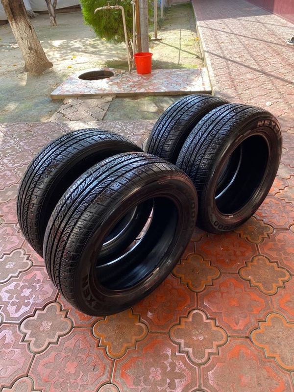 Nexen N700 Нехен Н7000 Nexen N700 Нехен Н7000