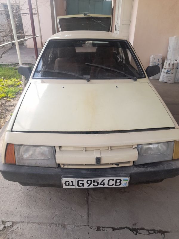 LADA Vaz 21093 avtomobili