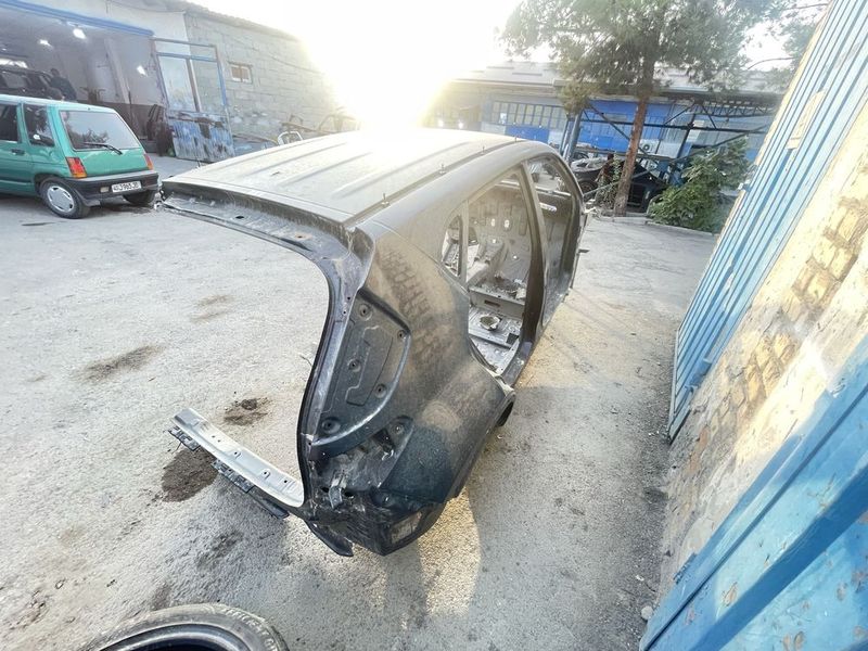Kia sonet kuzuf zapchastlari