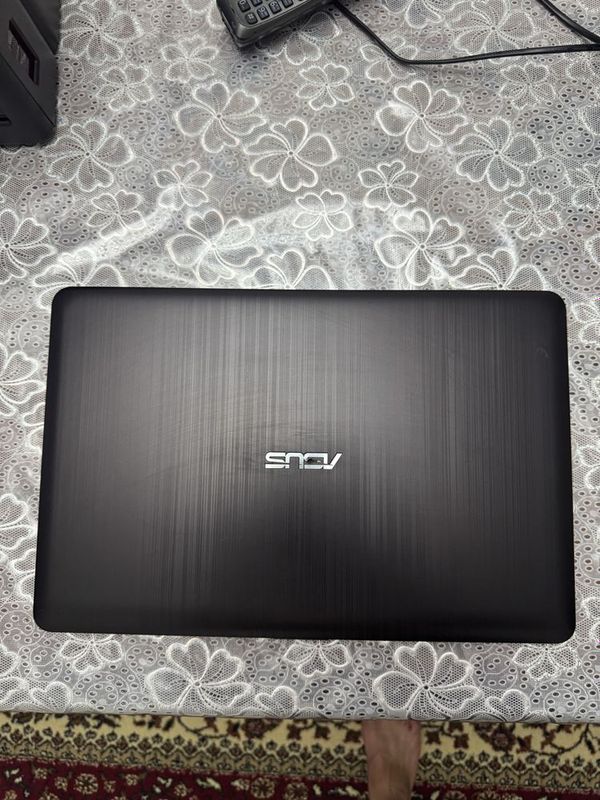 Ноутбук asus идеал