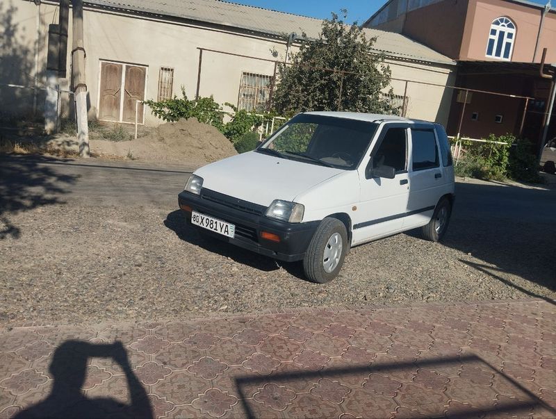 Тико сотилади 2001 Тико сотилади 2001