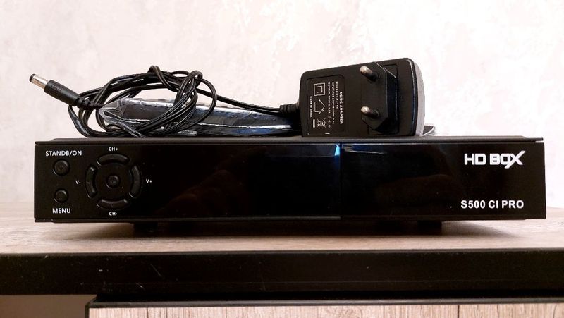 HDBOX S500 CI PRO H265 HEVC состояния отлычно.
